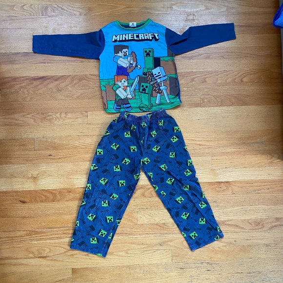Mojang Pajamas Minecraft Boys Pajamas Size 8 Youth Poshmark